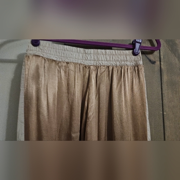ZARA Satin Joggers. Tan with white side panel. Size XS - Picture 10 of 14